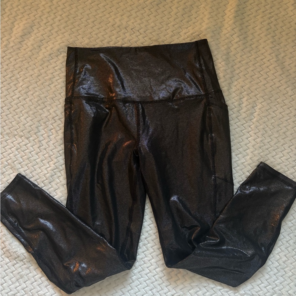 Shiny Black High-Waist Leggings
